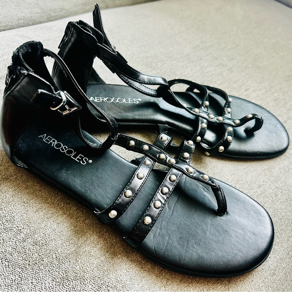 Aerosoles “Social Chlub” Women’s Studded Gladiator Sandals- Size 8.5